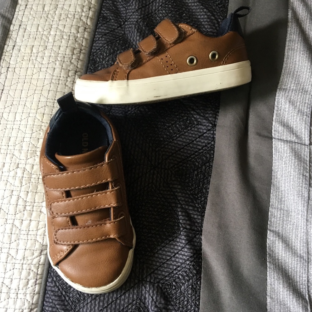 Toddler casual shoe